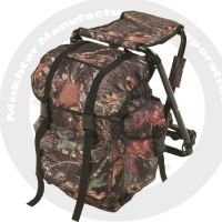 Camouflage bag with stool